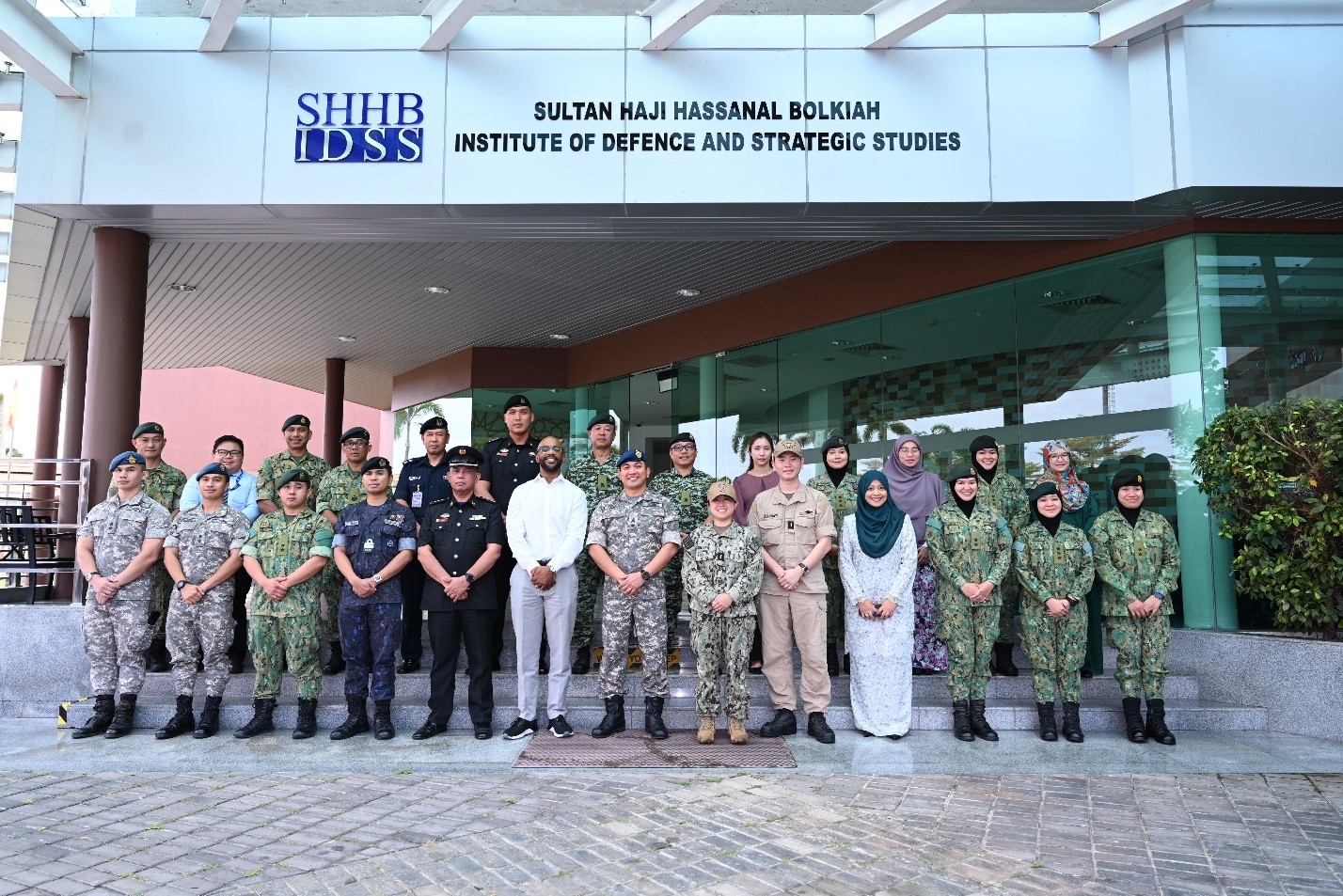 Carat1.jpg (1428×953)