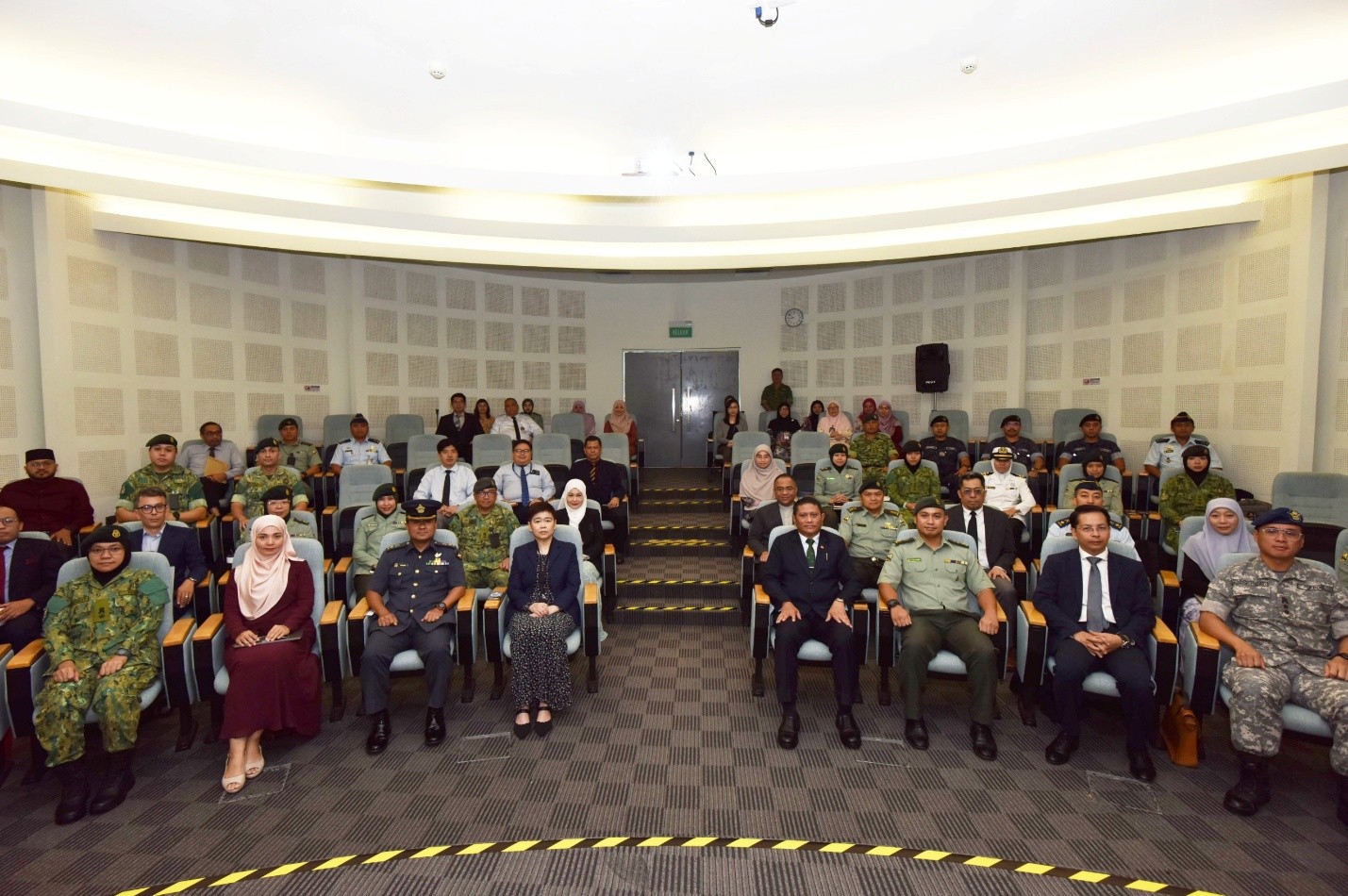 Iea1.jpg (1429×950)